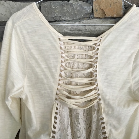 SOLD - Umgee Top - Picture 4 of 4